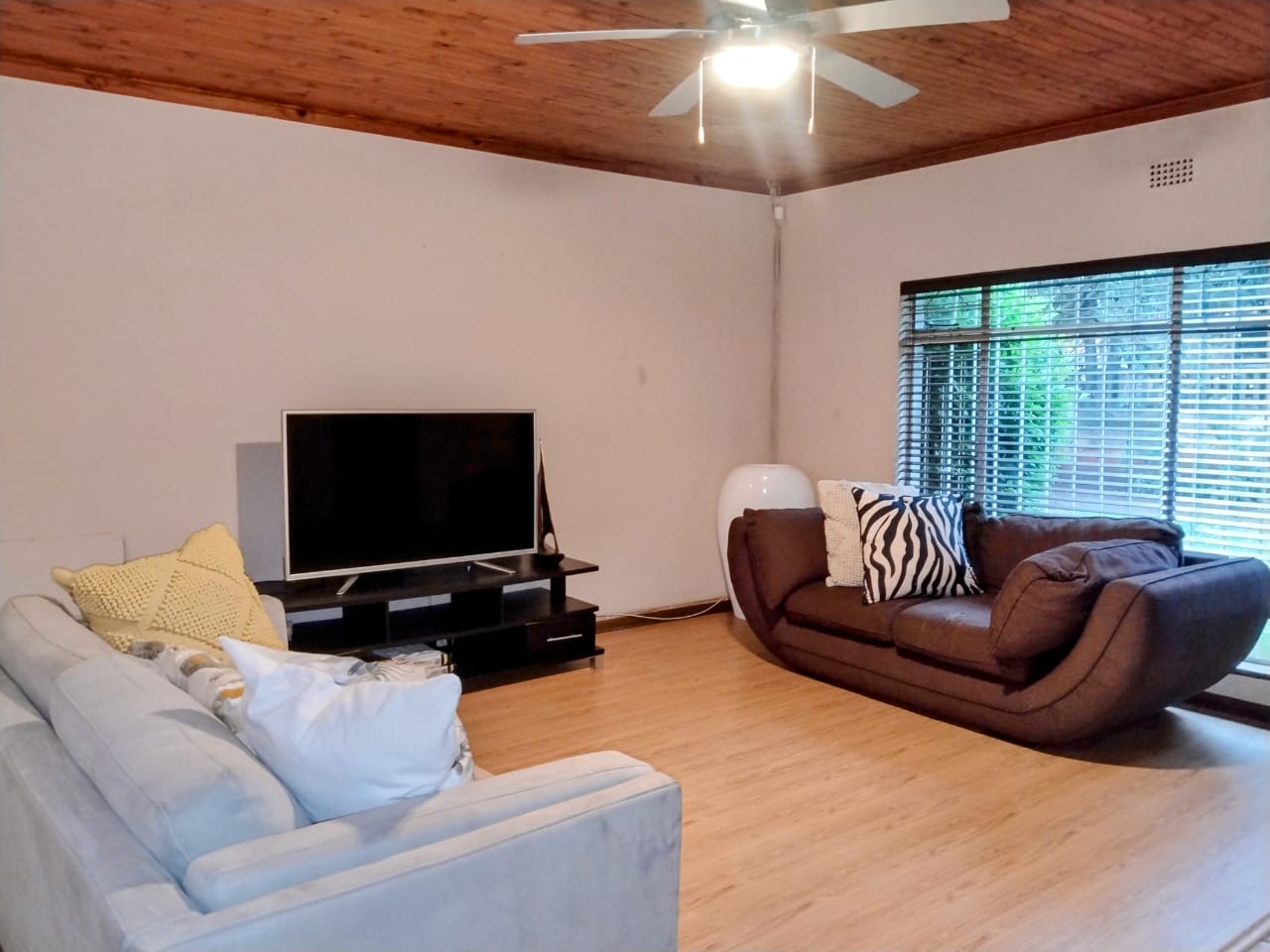 WhatsApp Image 2025-06-11 at 14.18.28